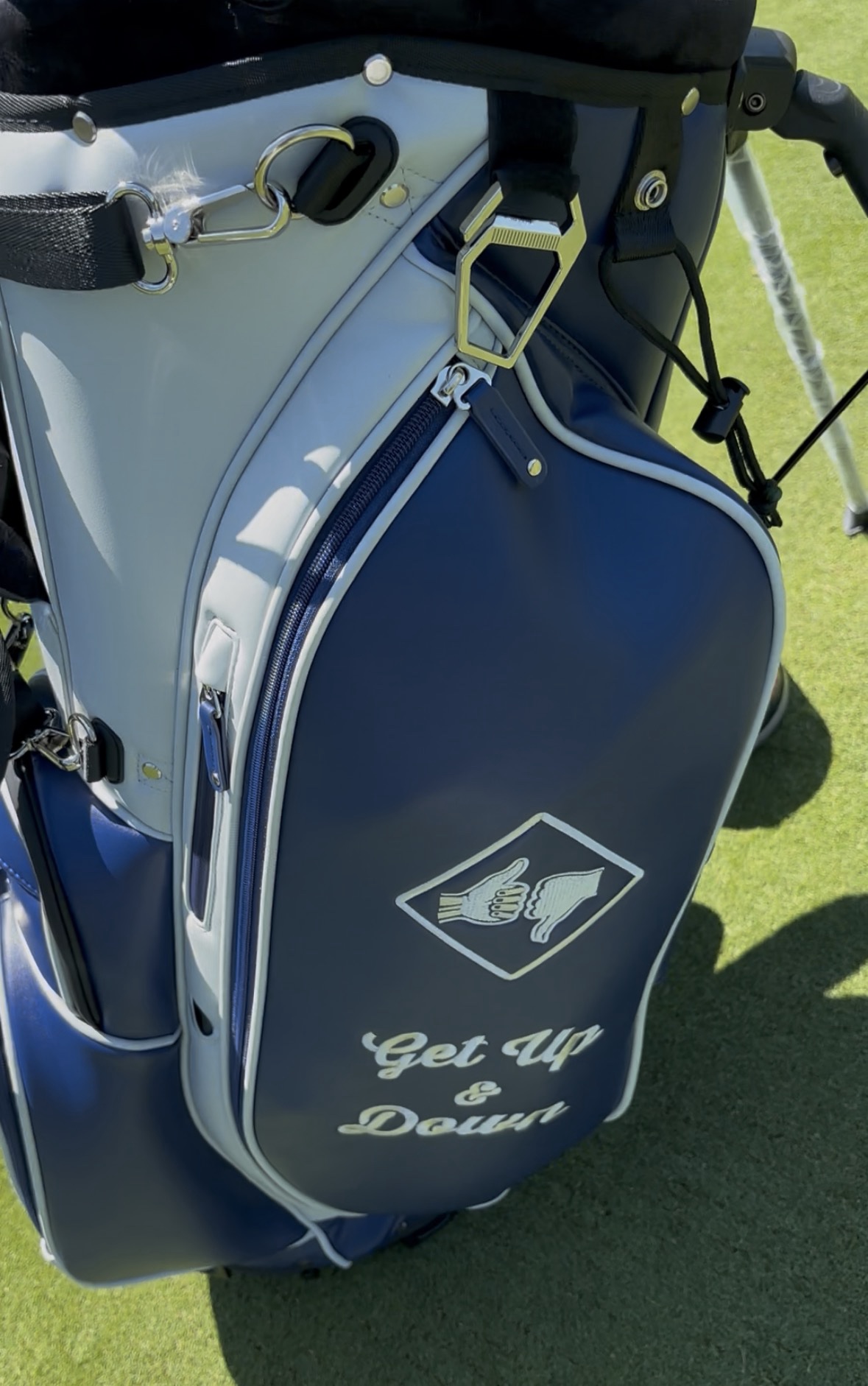 Get Up & Down Premium Golf Bag Navy & Light Gray - Image 2
